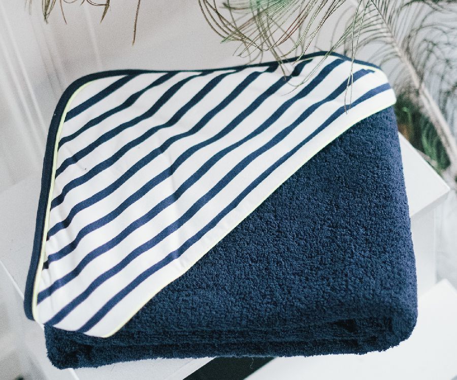 Badcape Coco & Pine | Neon Stripes