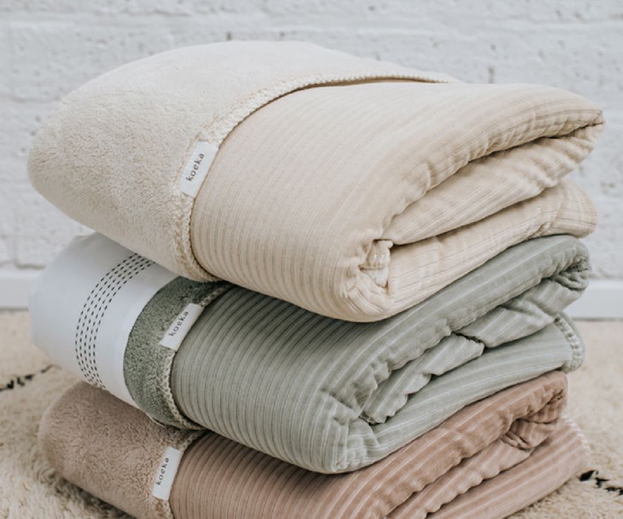 Deken Koeka, geschikt voor babybed 60x120/babybed 70x140 | Vik sand
