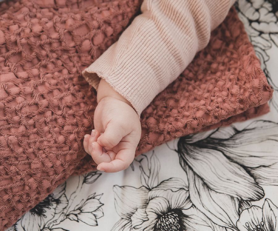 Deken Mies & Co Subtile Honeycomb, geschikt voor babybed 60x120/babybed 70x140