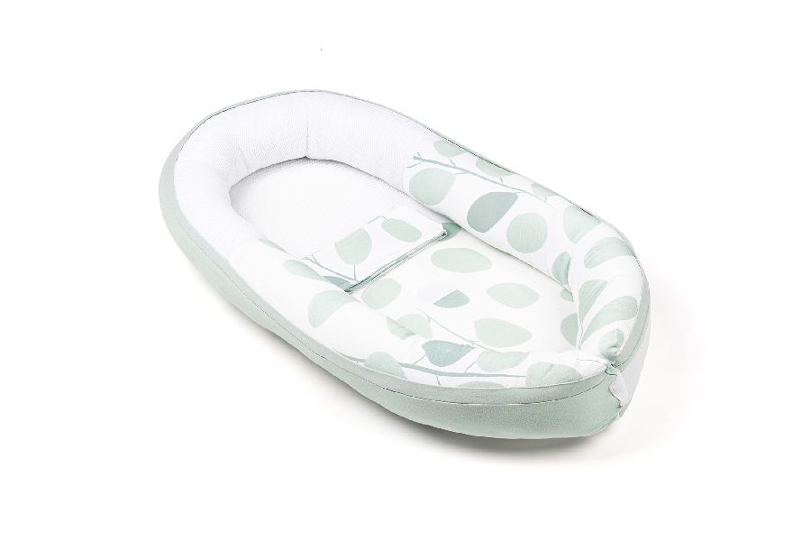 Babynest Doomoo Cocoon | Leaves aqua green