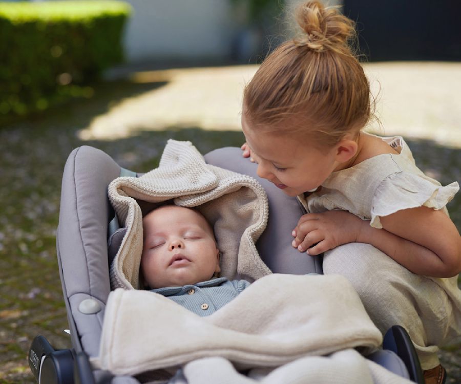 Voetenzak Jollein, geschikt voor autostoel groep 0+ | Basic Knit nougat