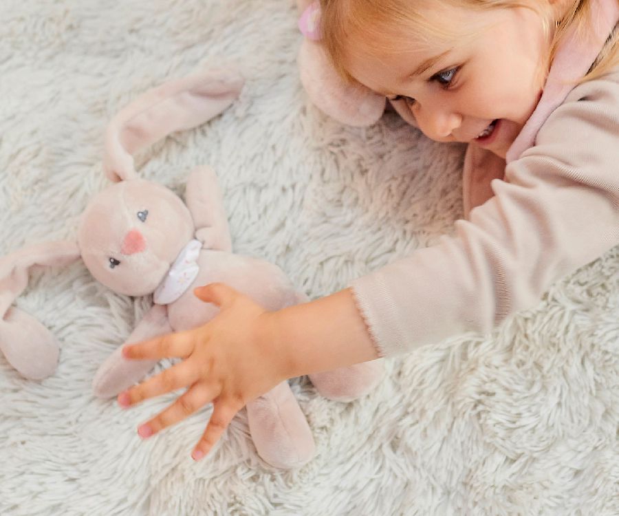 Knuffel Nattou, Mini cuddle rattle Pomme the bunny | Alice & Pomme