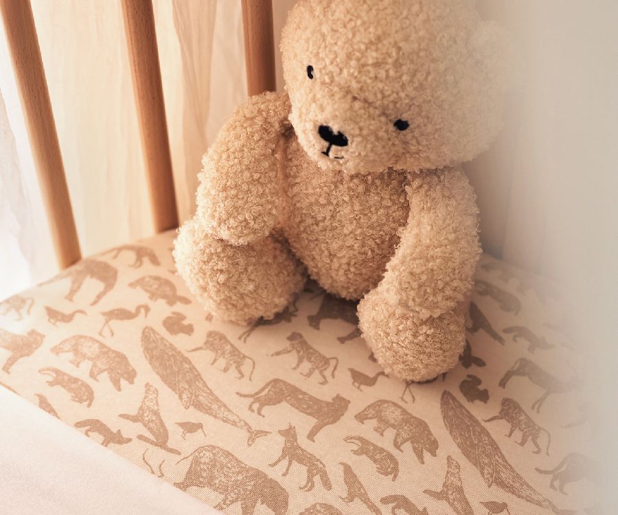 Hoeslaken Jollein, geschikt voor babybed 60x120 | Animals nougat