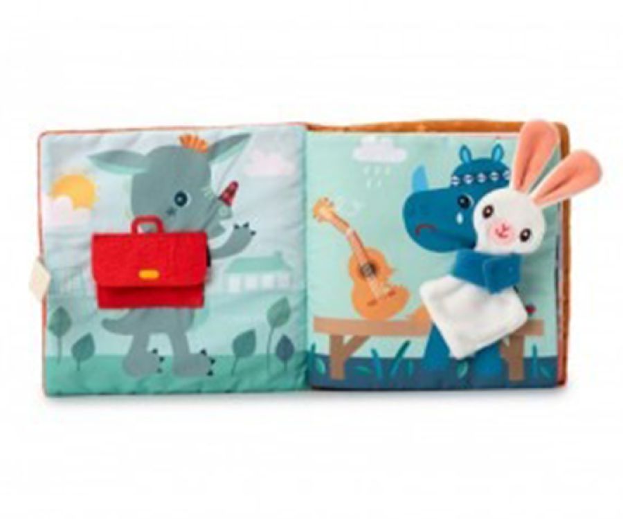 Zacht boekje Lilliputiens Activiteitenboek Stella en haar knuffel