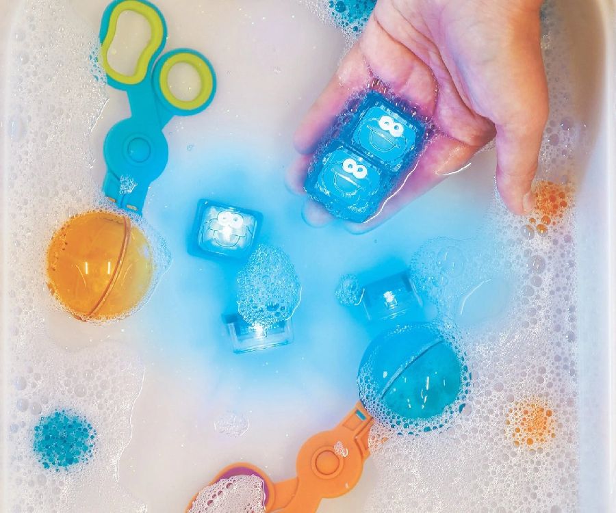 Badspeelgoed Glo Pals Cookie | Light Up Cubes Sesame Street