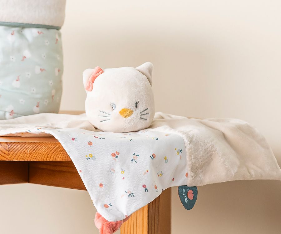 Knuffeldoek/fopspeendoekje Nattou, Doudou Lana the cat | Mila, Lana & Zoë