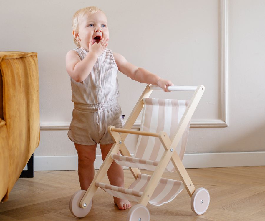 Poppenuitzet Tryco Wooden doll stroller