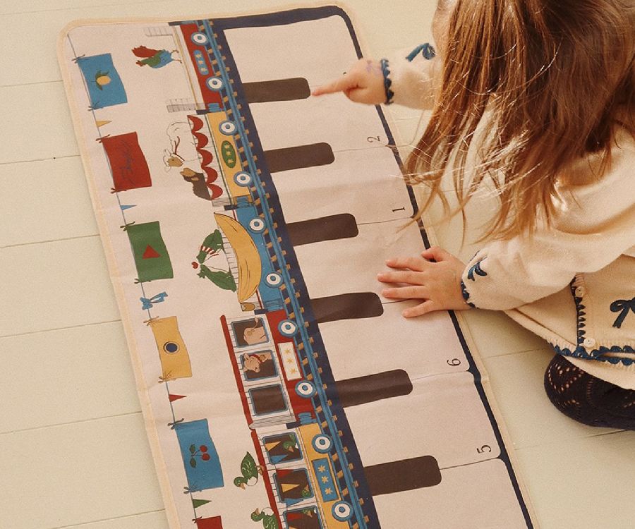 Muziekinstrument Konges Slojd Floor piano