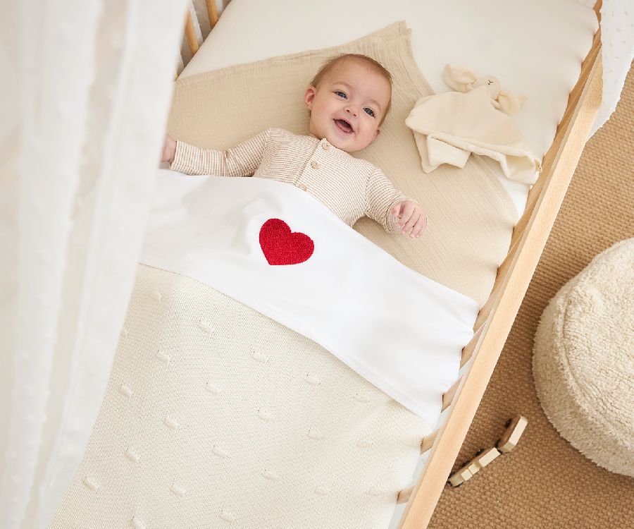 Laken Meyco Baby, geschikt voor babybed 60x120/babybed 70x140 | Sweet Heart red
