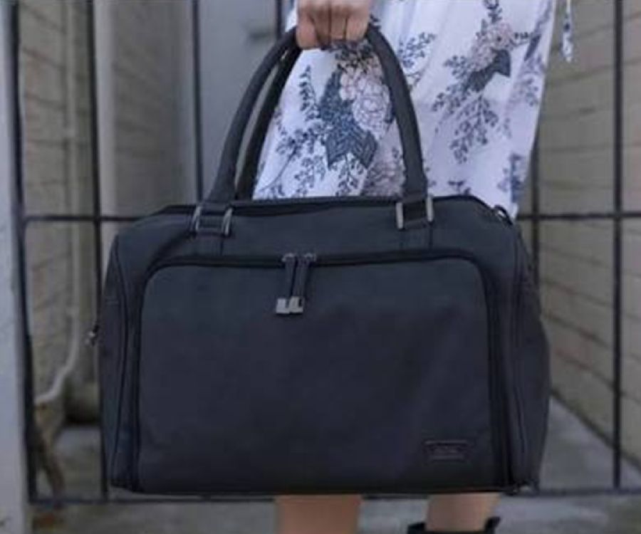 Verzorgingstas Isoki, draagtas met luiermat | Double zip satchel