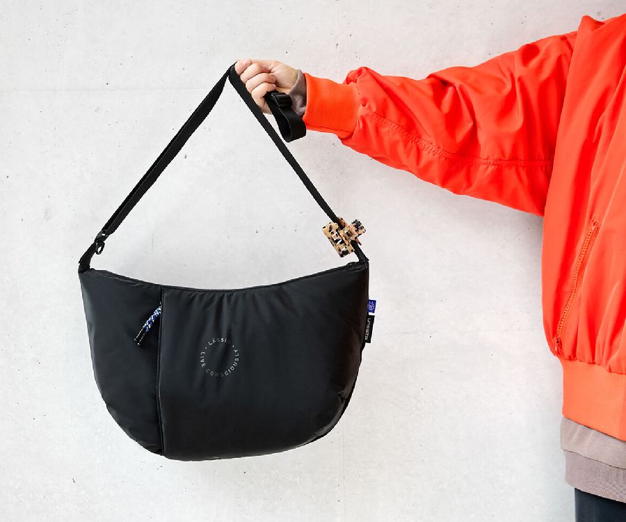 Verzorgingstas Laessig Lunua bum bag, draagtas met luiermat | Green Label