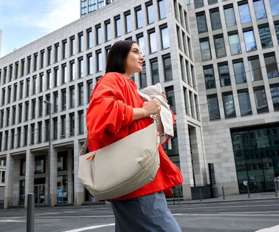 Verzorgingstas Laessig Lunua bum bag, draagtas met luiermat | Green Label