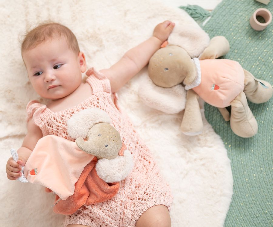 Knuffeldoek/fopspeendoekje Nattou, Doudou Oli the elephant | Flo, Ernest & Oli