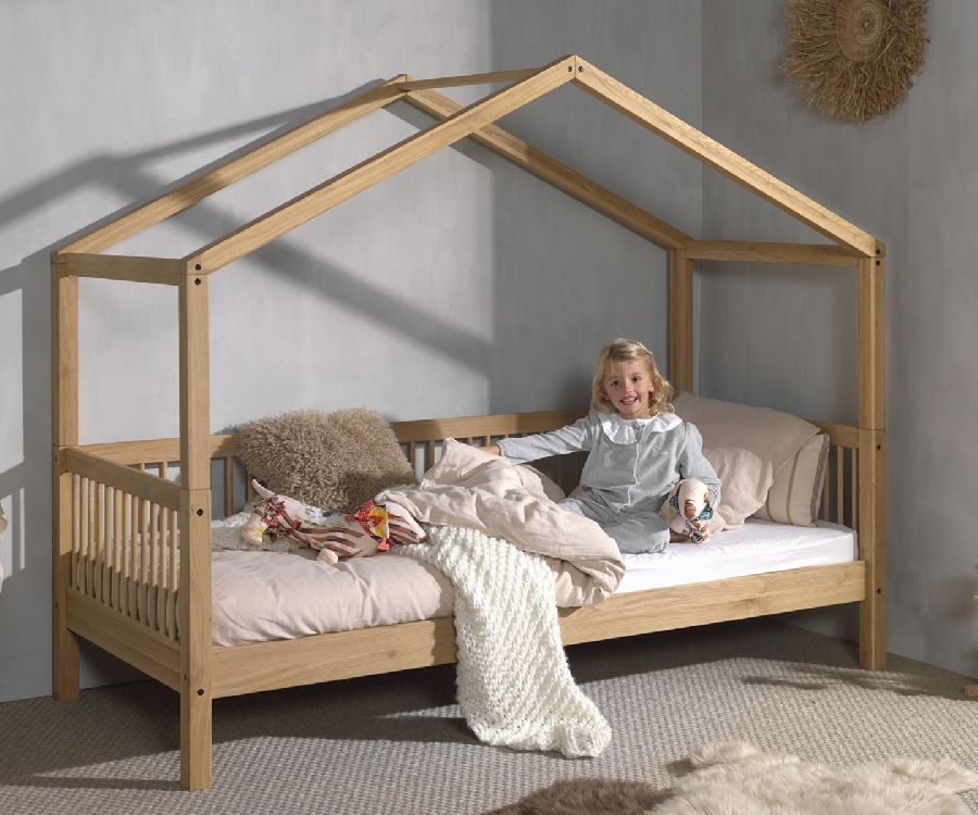 Bedhuis Jaxx furniture, Forrest oak, Housebed Forrest oak 90x200, eenpersoonsbed