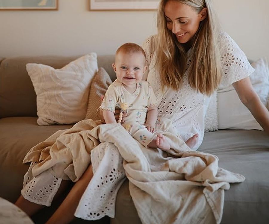 Tetra doek Mushie Swaddle