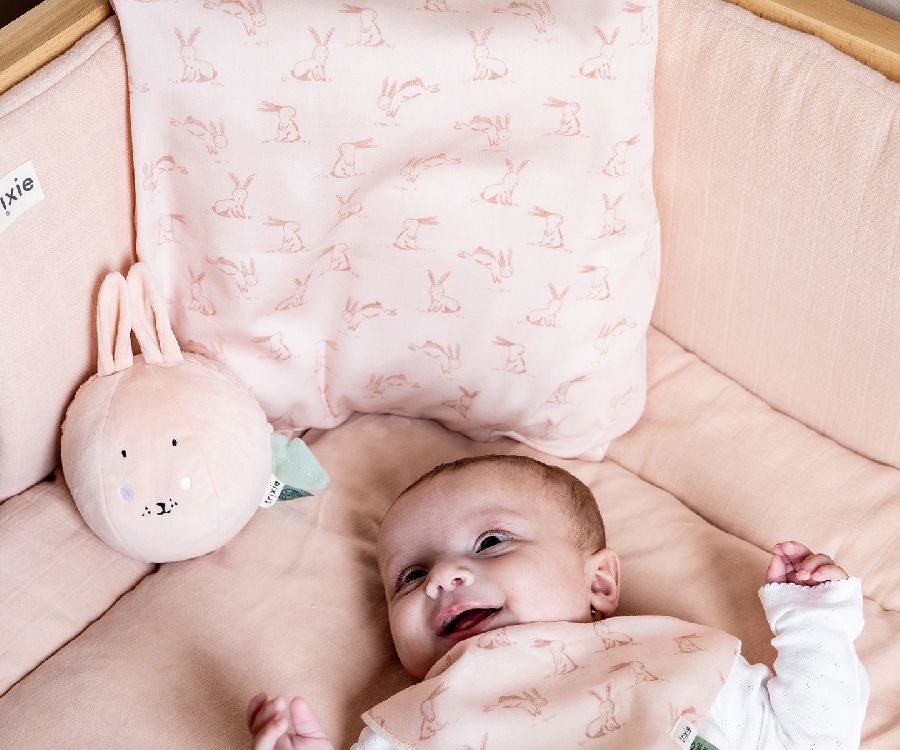 Tochtkussen Trixie Bedomrander/Boxomrander, geschikt voor babybed/park | Bliss blossom