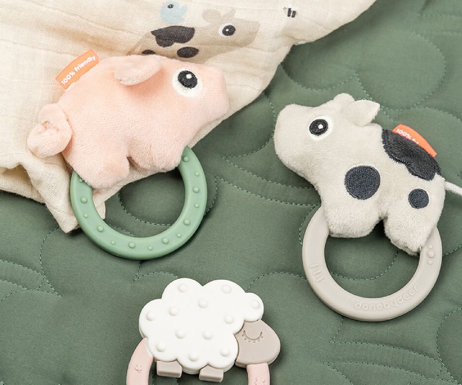 Rammelaar Done by Deer Pigee | Sensory Rattle W/Teether