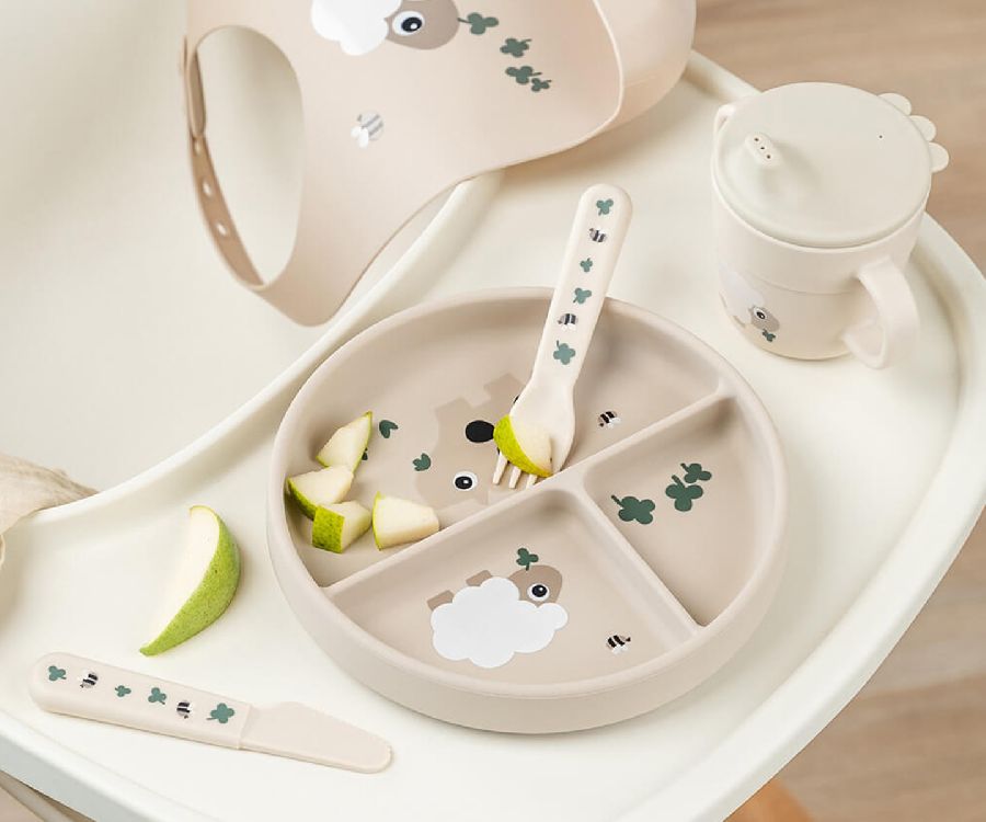 Bord Done by Deer Tiny Farm, plat bord | Stick & Stay Compartment Plate