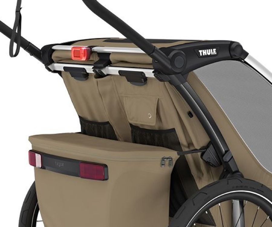 Achterlicht Thule Delight 2, geschikt voor fietsstoel Thule Chariot Cab 2/Chariot Cross 1 G3/Chariot Cross 2 G3/Chariot Lite 1/Chariot Lite 2/Chariot Sport 1 G3/Chariot Sport 2 G3/Coaster XT 2/Courier 2/RideAlong 2 Frame Mount/RideAlong 2 Rack Mount/Yepp 2 Maxi Frame Mount/Yepp 2 Maxi MIK HD/Yepp 2 Maxi Rack Mount/Yepp Nexxt 2 Maxi Frame Mount/Yepp Nexxt 2 Maxi Rack Mount/Coaster XT/Courier