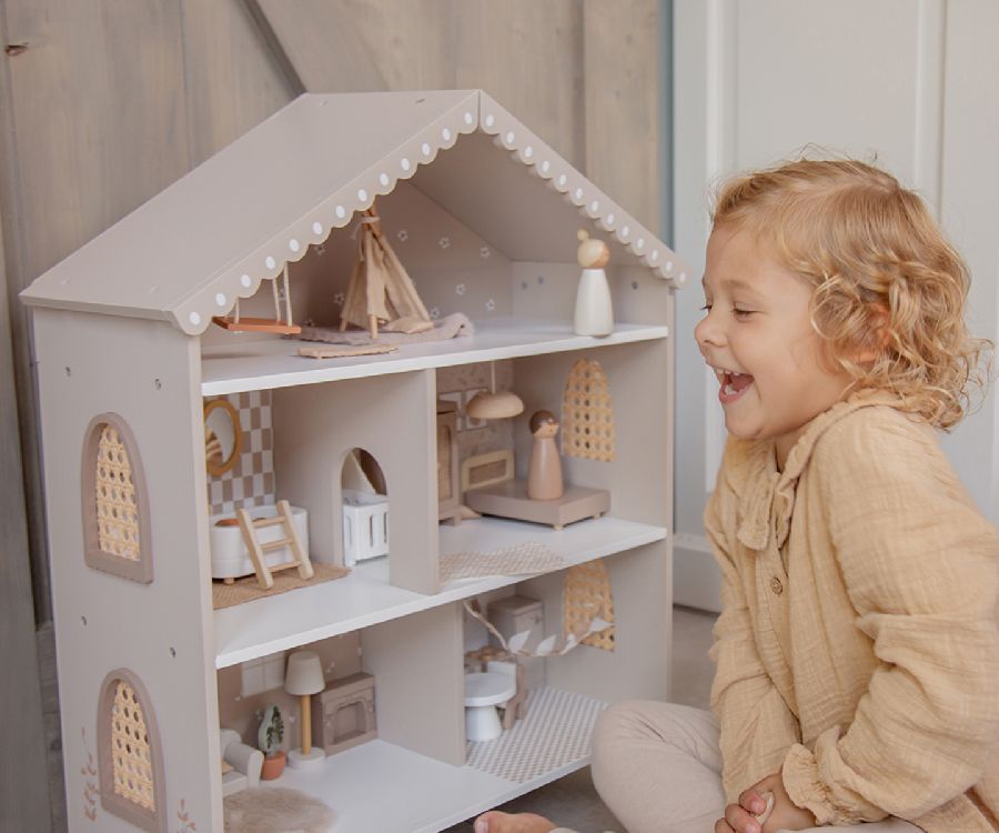 Poppenhuis & aanvulsets LABEL LABEL Doll house