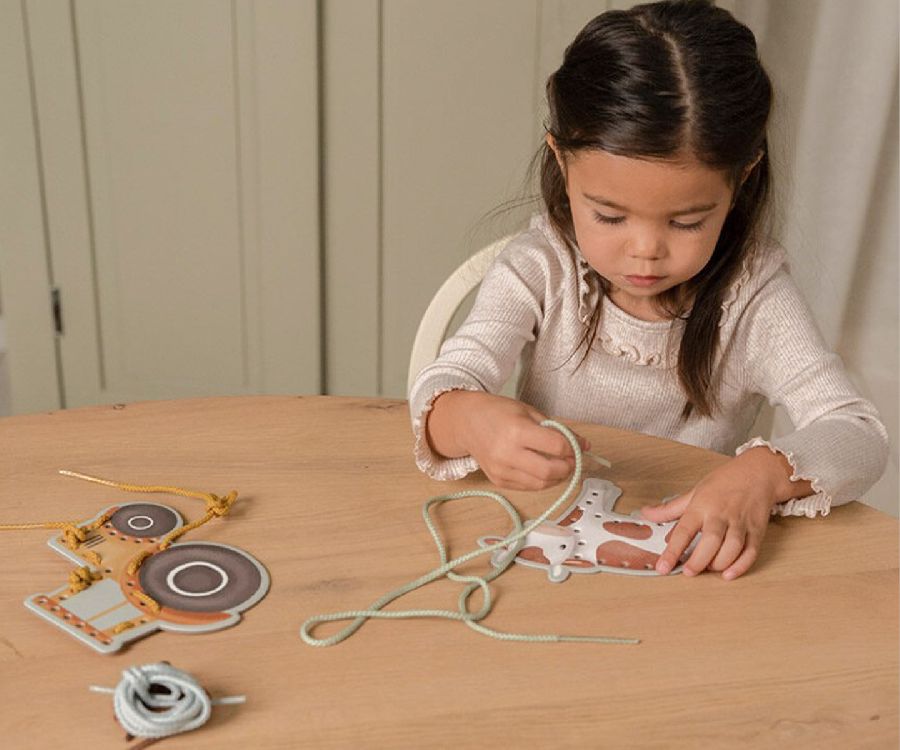 Educatief spel Little Dutch Rijgkaarten | Little Farm