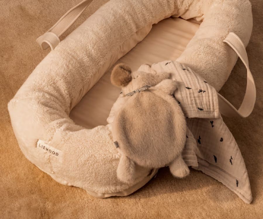 Knuffeldoek Liewood, Roy Cuddle Cloth | Elephant