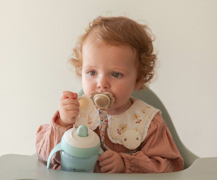 Drinkbeker Suavinex Leerbeker | Wonderland pastel mint blue/Wonderland pink