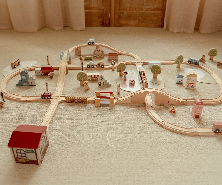 Autobaan & treinspoor Little Dutch Treinbaan set XL
