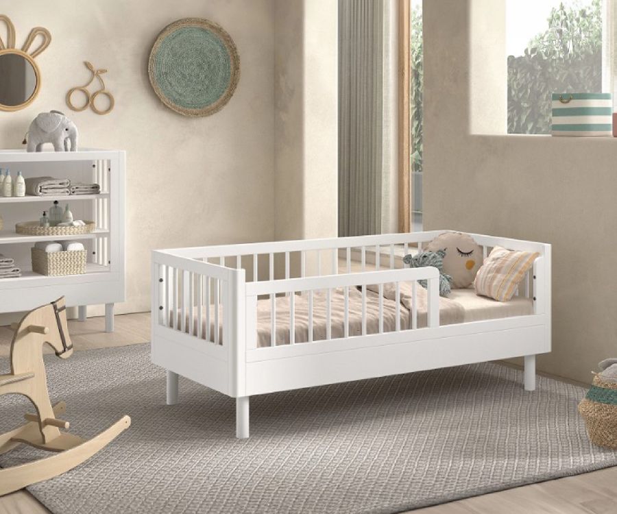 Bed Jaxx furniture, Forrest beech, Toddler Bed Forrest beech 70x140, juniorbed