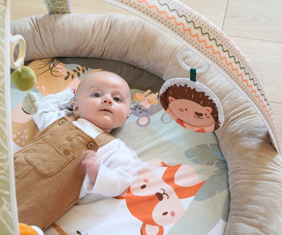 Speeltapijt met speelboog BoJungle Borneo Musical & Light Play Gym