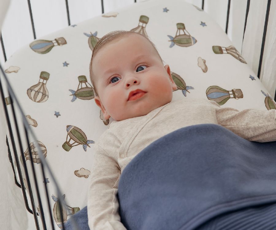 Hoeslaken Meyco Baby, geschikt voor babybed 60x120 | Air Balloons