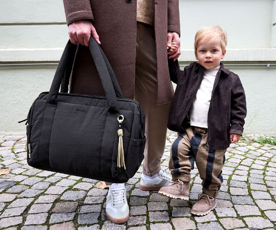 Verzorgingstas Laessig Yula weekender bag, draagtas met luiermat