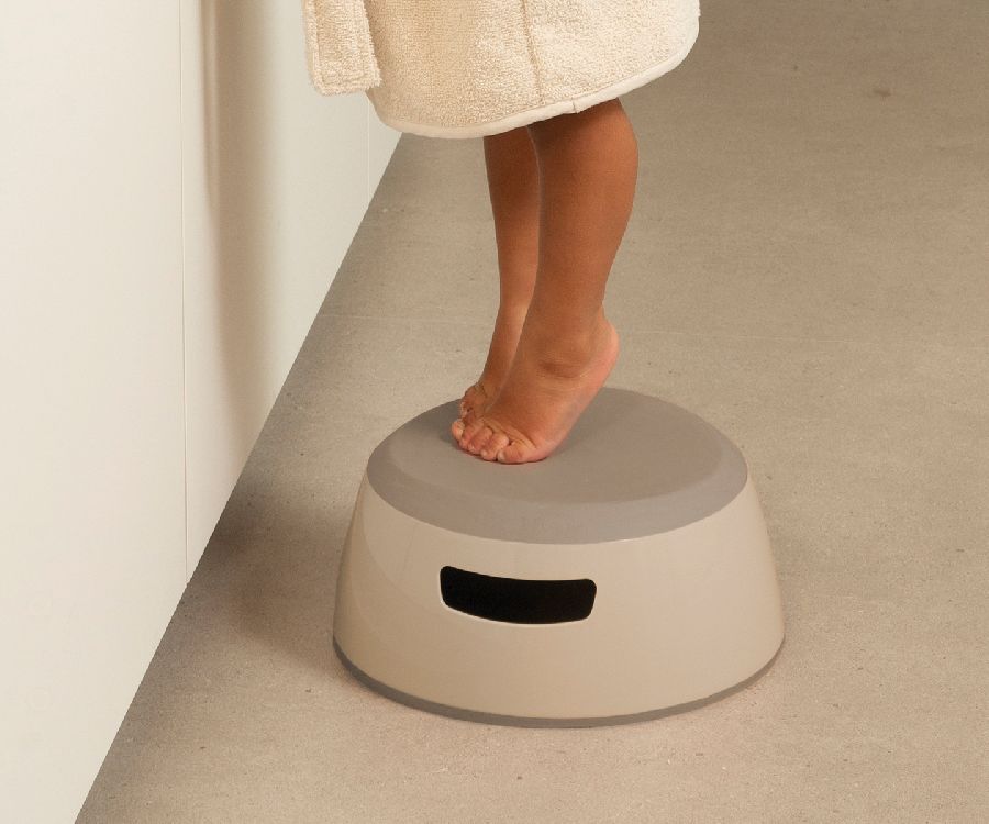 Opstapje Luma Step stool | Almond