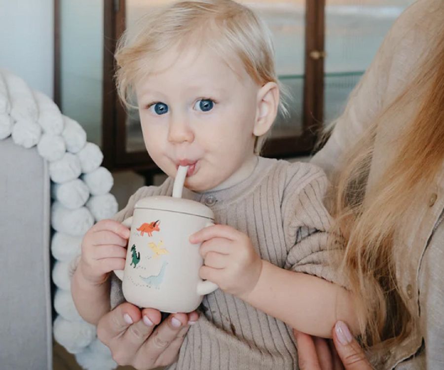 Drinkbeker Mushie Training cup+ straw