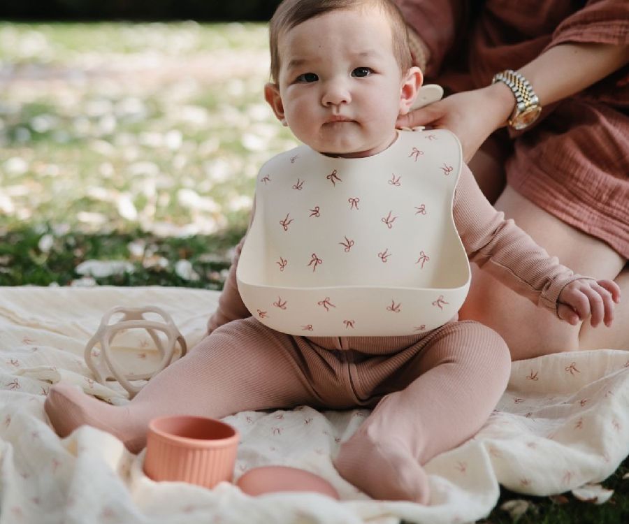 Tetra doek Mushie Swaddle