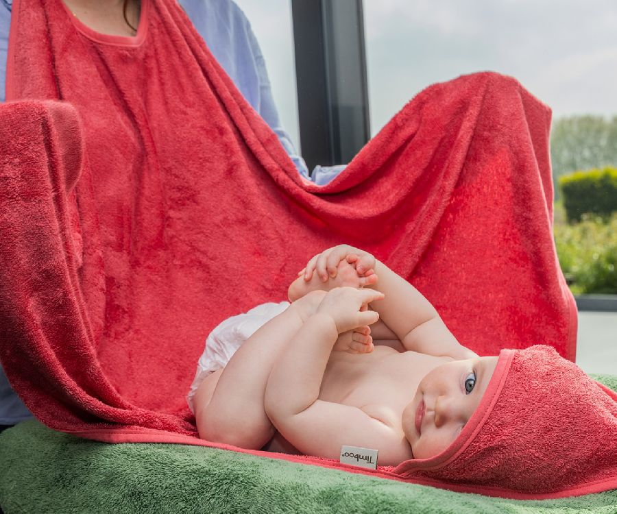 Badcape Timboo Bamboo Cuddle Towel | Timboo raspberry rose