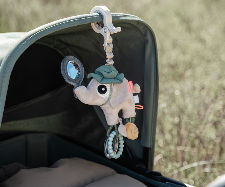 Speelfiguur Done by Deer Activity toy Elphee | Tiny Trails sand