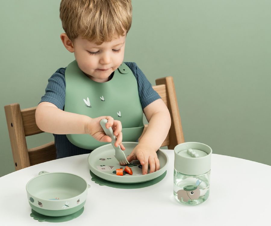Eetset Done by Deer Foodie Dinner Set w/360° cup | Tiny Trails green