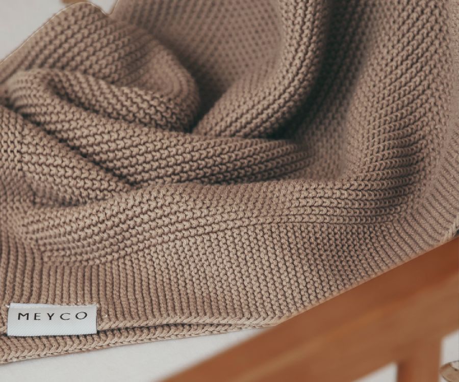 Deken Meyco Baby, geschikt voor wieg/draagmand/park | Mini Relief Dark Taupe
