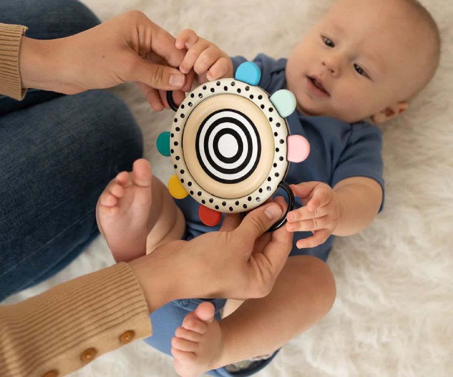 Spiegel Manhattan Toy Grasp & See | Wimmer