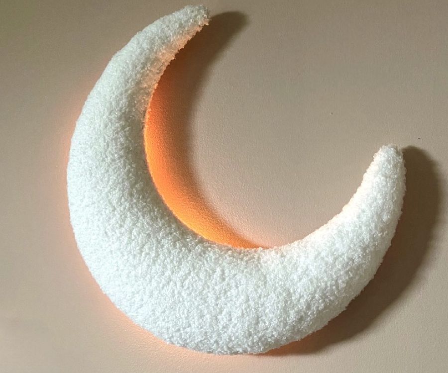Nachtlamp Little Loua Moon bouclé Led