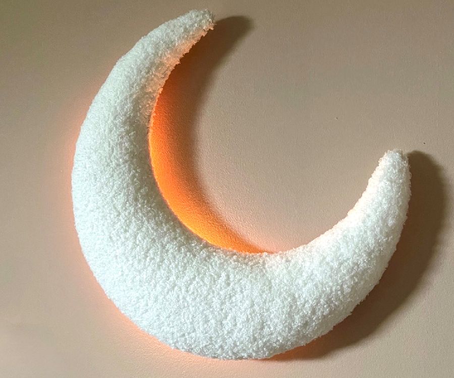 Nachtlamp Little Loua Moon bouclé Led