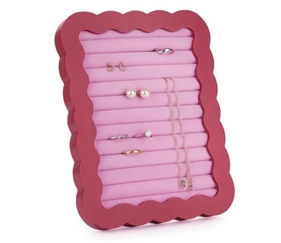 JUWELENHOUDER 1st, Jewelry display frame wiggly, deep red/pink wood, DECORATIE