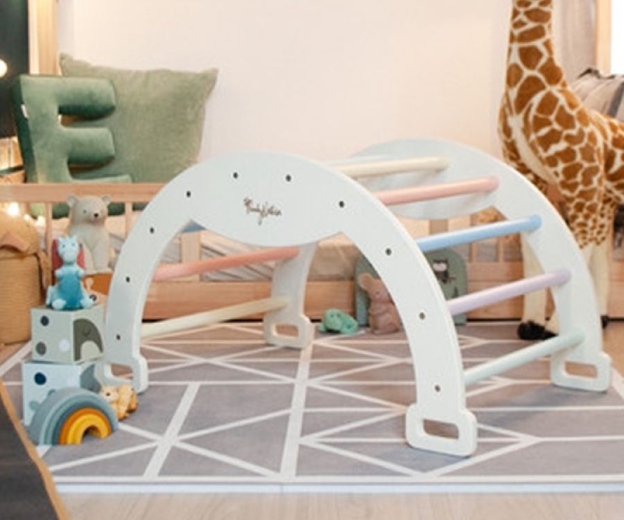 Klimrek Family Nation, Montessori Arch Rainbow